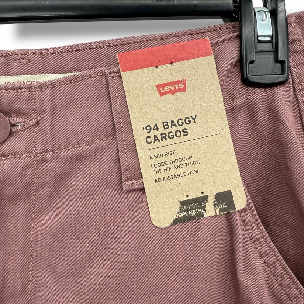 NEW Levi's '94 Baggy Cargo Pants Size 24 Mauve Purple Mid Rise 90s 24x30 Skater - Picture 7 of 9
